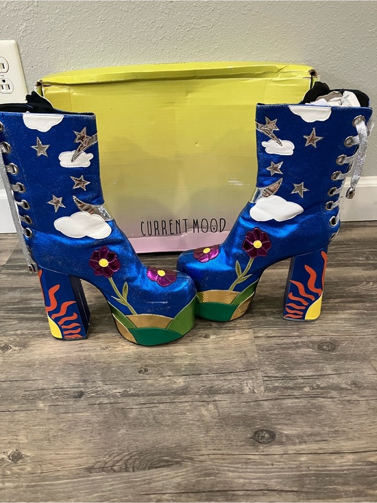 Current Mood Shoes - Current Mood Blue Floral Cloud Platform Lace-Up Boots